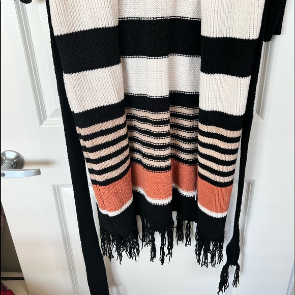 Fall Duster from Red Dress Boutique - Picture 2 of 5